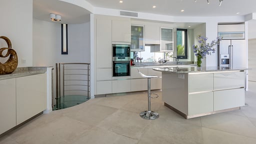Villa Paradise Kitchen