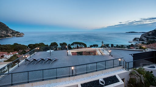 Villa Paradise Rooftop lounge
