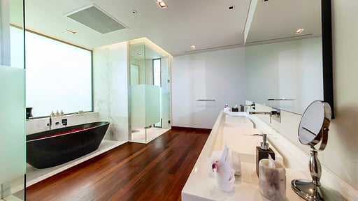 Villa Paradiso Bedroom 1