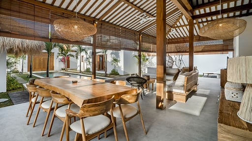 Villa Parasol Seminyak Dining area