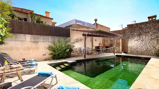Villa Parchment Swimming pool