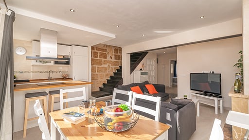 Villa Pare Vives 77 Dining area