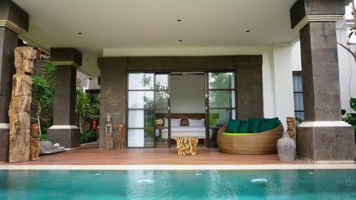 Villa Paripadi Swimming pool