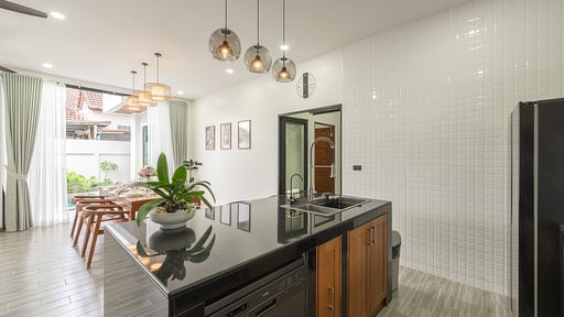 V226 Villa Pasak 2 Kitchen