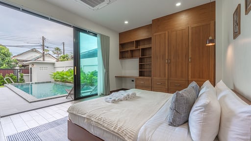 V226 Villa Pasak 2 Bedroom 1