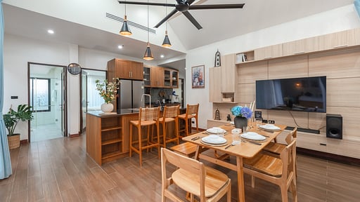 V227 Villa Pasak 4 Dining area