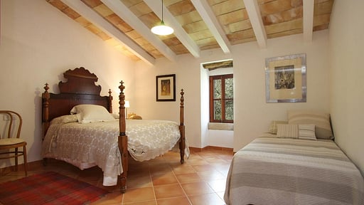Villa Pascol Bedroom 1