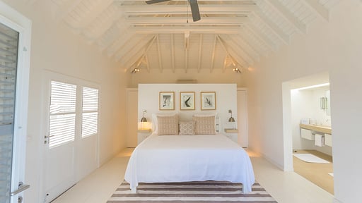 Villa Pastels Bedroom 1