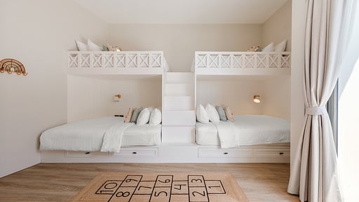 Villa Peace Спальня 6