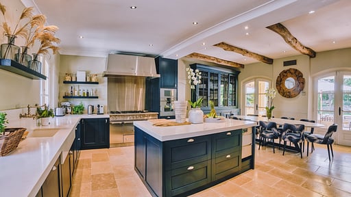 Villa Pearl Kitchen