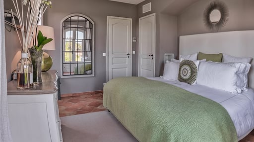 Villa Pearl Bedroom 4