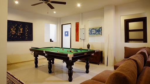 Villa Pearl Media room