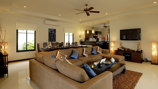 Villa Pearl Living room