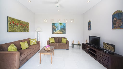 Villa Penelopy Dua Living room 2