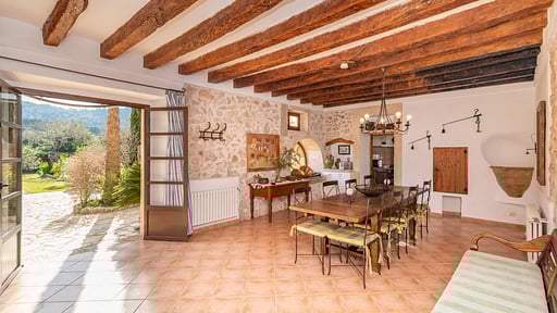 Villa Perdiu Vell Petit Обеденная зона