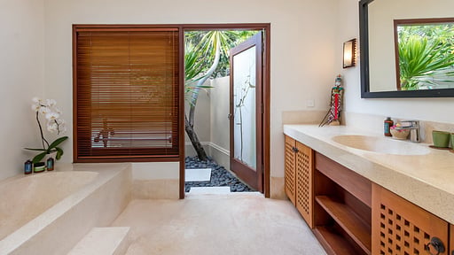 Villa Perle Bedroom 2