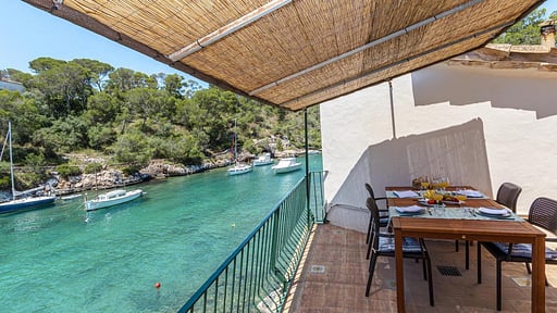 Villa Pescador Dining area