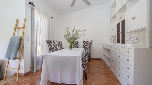 Villa Pescador Dining area