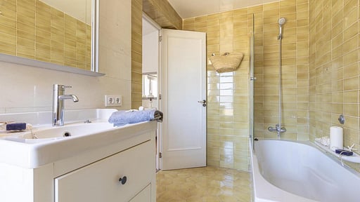 Villa Pescador Bedroom 1