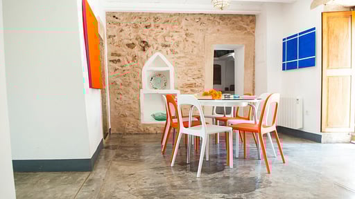 Villa Pessal Dining area