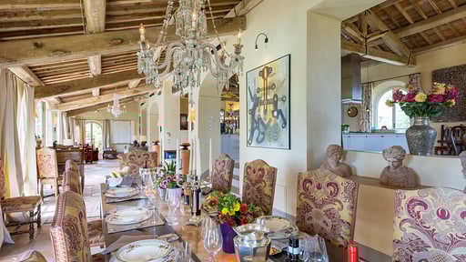 Villa Petre Salle à manger 1