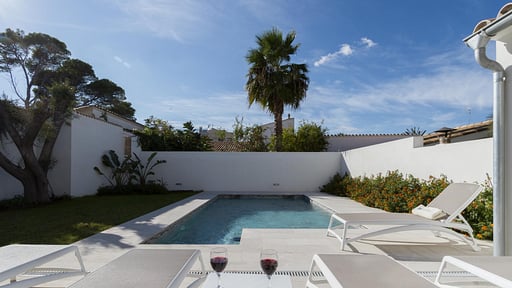 Holland Swimming pool