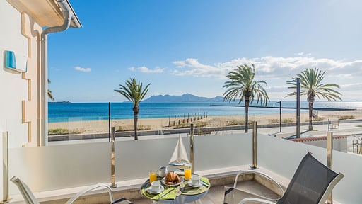 Holland Terrace/Veranda