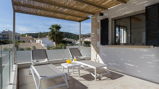 Holland Terrace/Veranda