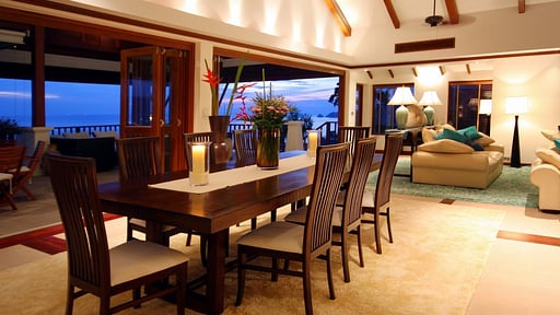 Villa Phala 5 Dining area