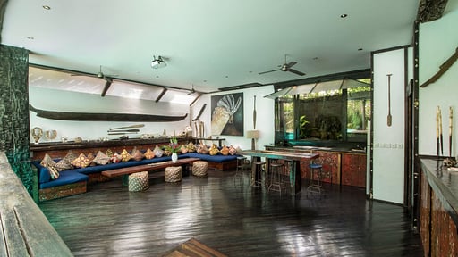 Villa Phinisi Living room