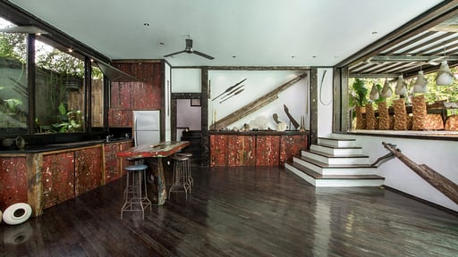 Villa Phinisi Kitchen