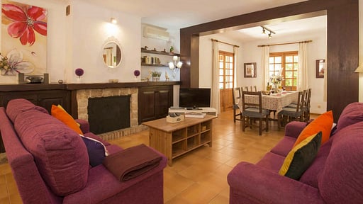 Villa Pi Tort Living room