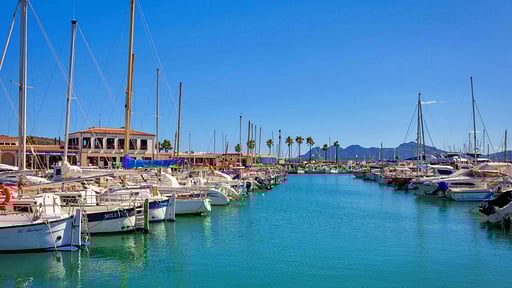 Villa Pi Tort Surroundings