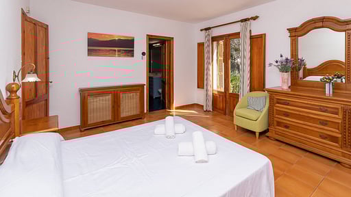 Villa Pi Tort Bedroom 1