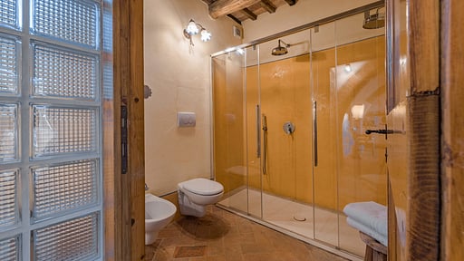 Villa Pienza Bedroom 6