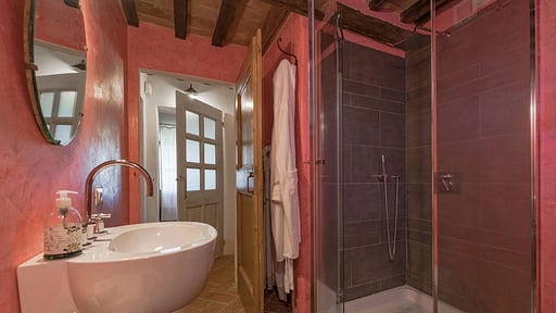 Villa Pienza Bedroom 2