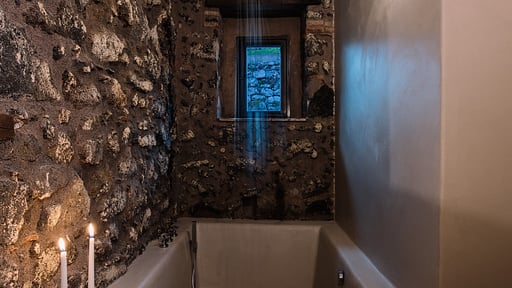 Villa Pietralava Bedroom 1