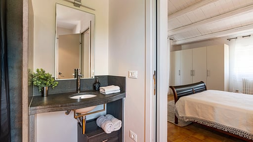 Villa Pigna Blue Bedroom 2