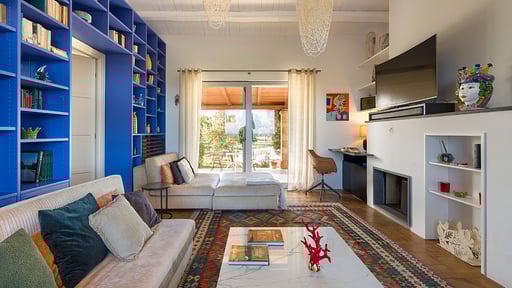 Villa Pigna Blue Salon