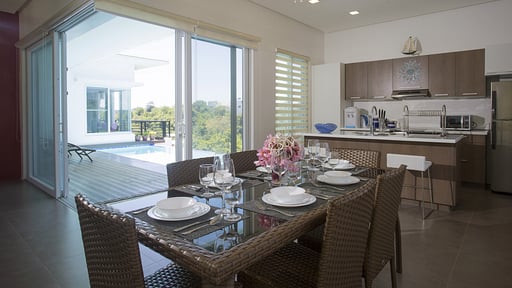 Villa Pihala Dining area