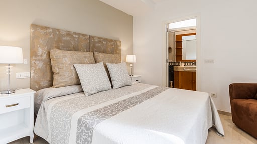 Villa Pinaret Bedroom 1