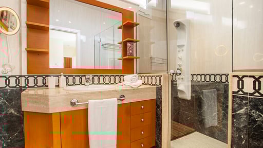 Villa Pinaret Bedroom 1