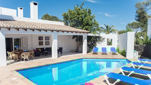 Villa Pineda Бассейн