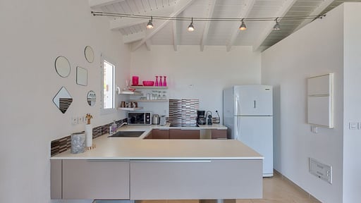 Villa Pinel Kitchen