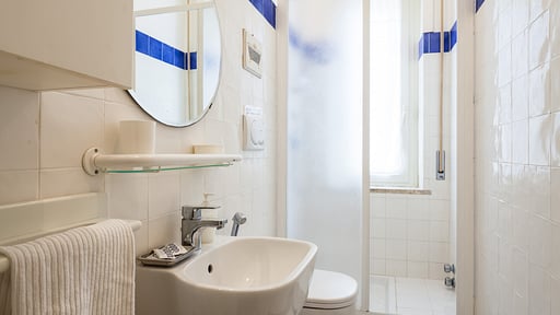 Villa Pizzo Chambre 5