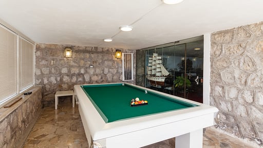 Villa Pizzo Billiard