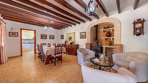 Villa Placeta Dining area