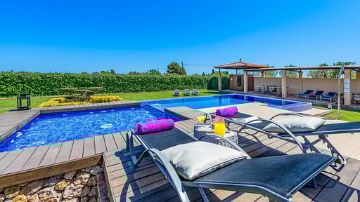 Villa Pletessa Nova Бассейн