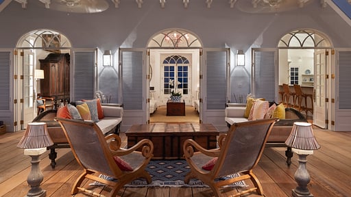 Villa Plumbago Living room