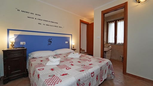Villa Podere Dei Poeti Bedroom 7